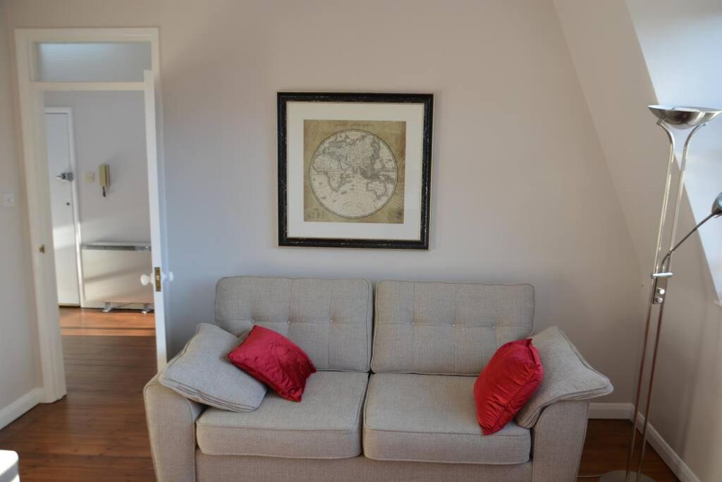 Spacious Apartment Central Бат Екстер'єр фото