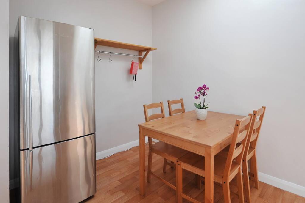 Spacious Apartment Central Бат Екстер'єр фото